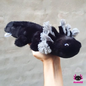 Axolotl Stofftier schwarz-grau
